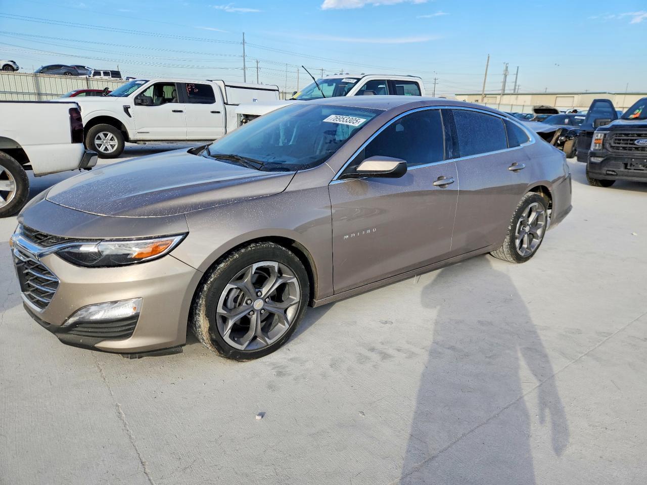2023 Chevrolet Malibu Lt - zdjęcie główne