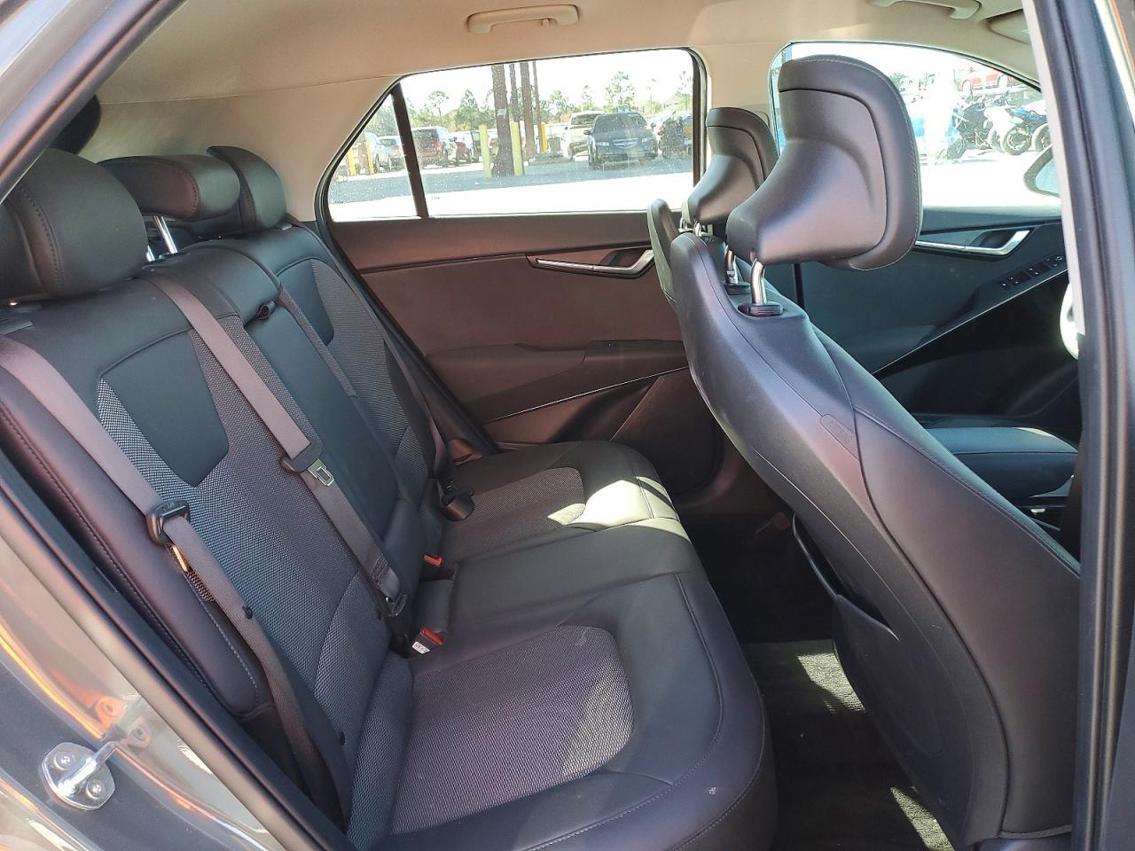 2024 Kia Niro Ex - zdjęcie 11