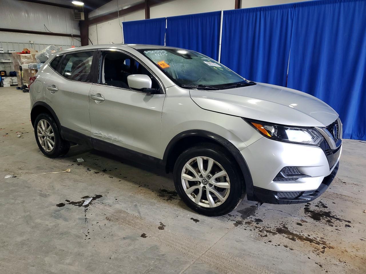 2022 Nissan Rogue Sport S - zdjęcie 4