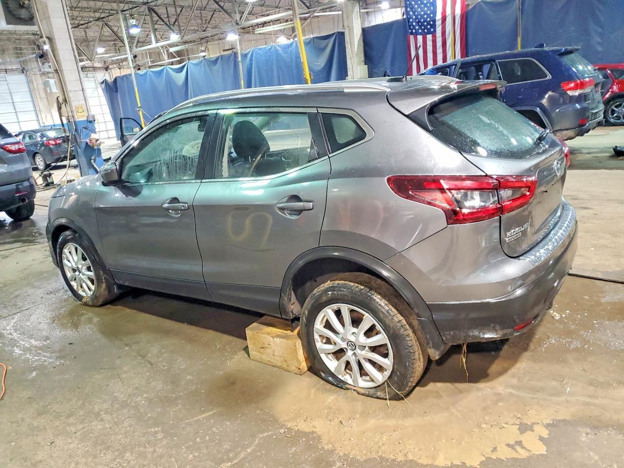 2020 Nissan Rogue Sport Sv - zdjęcie 2