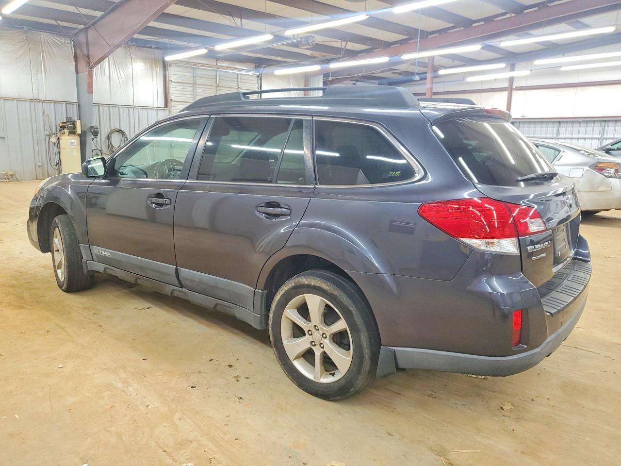 2013 Subaru Outback 2.5I Premium - zdjęcie 2