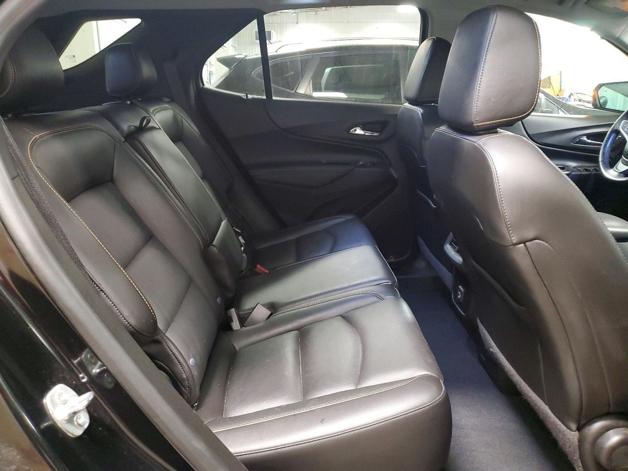 2021 Chevrolet Equinox Premier - zdjęcie 11