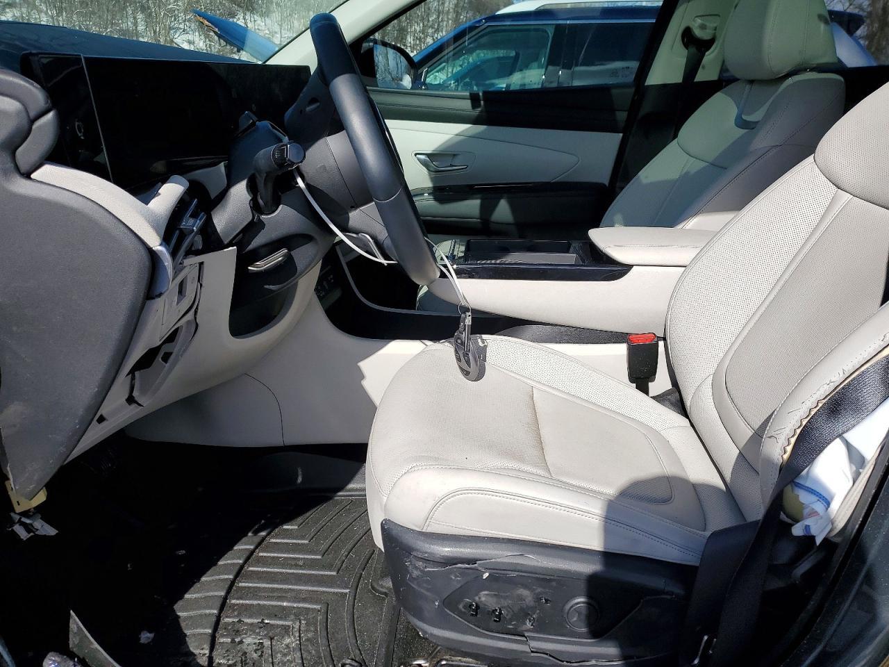 2025 Hyundai Tucson Hybrid Limited - zdjęcie 7