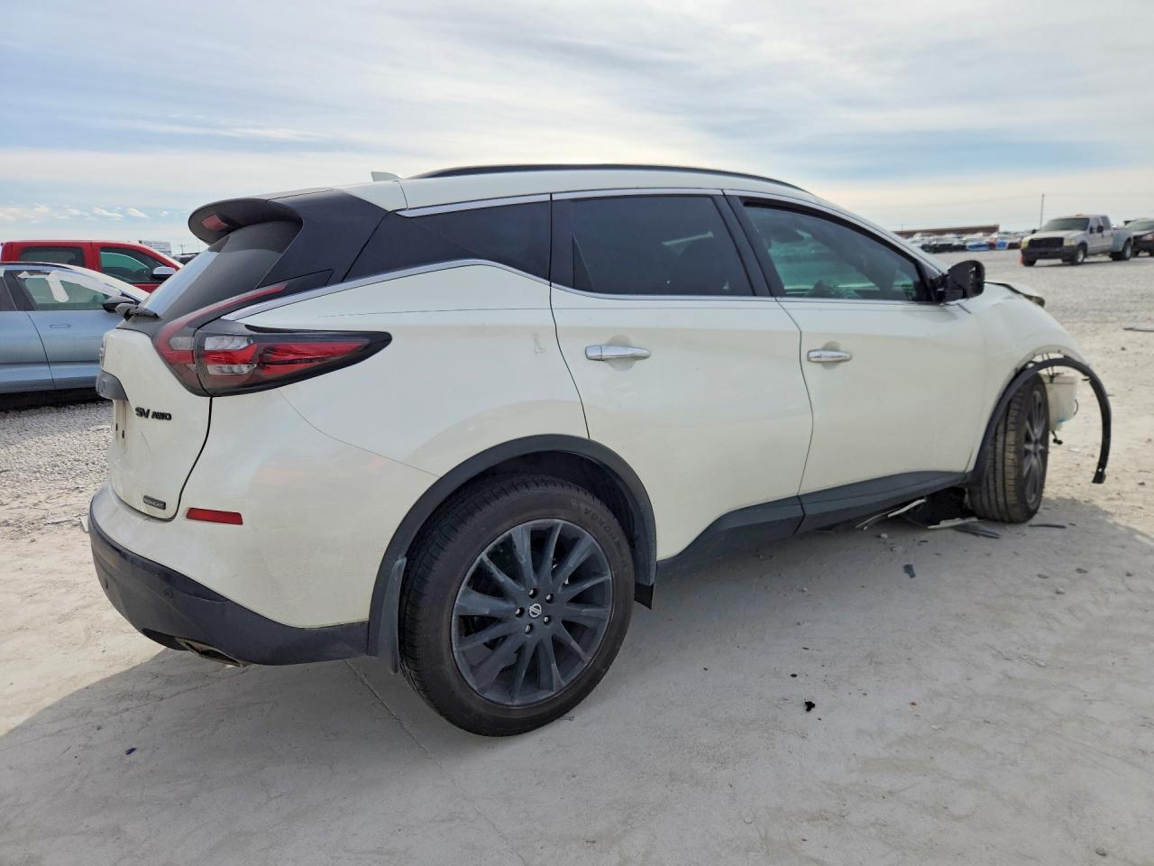 2022 Nissan Murano Sv - zdjęcie 3