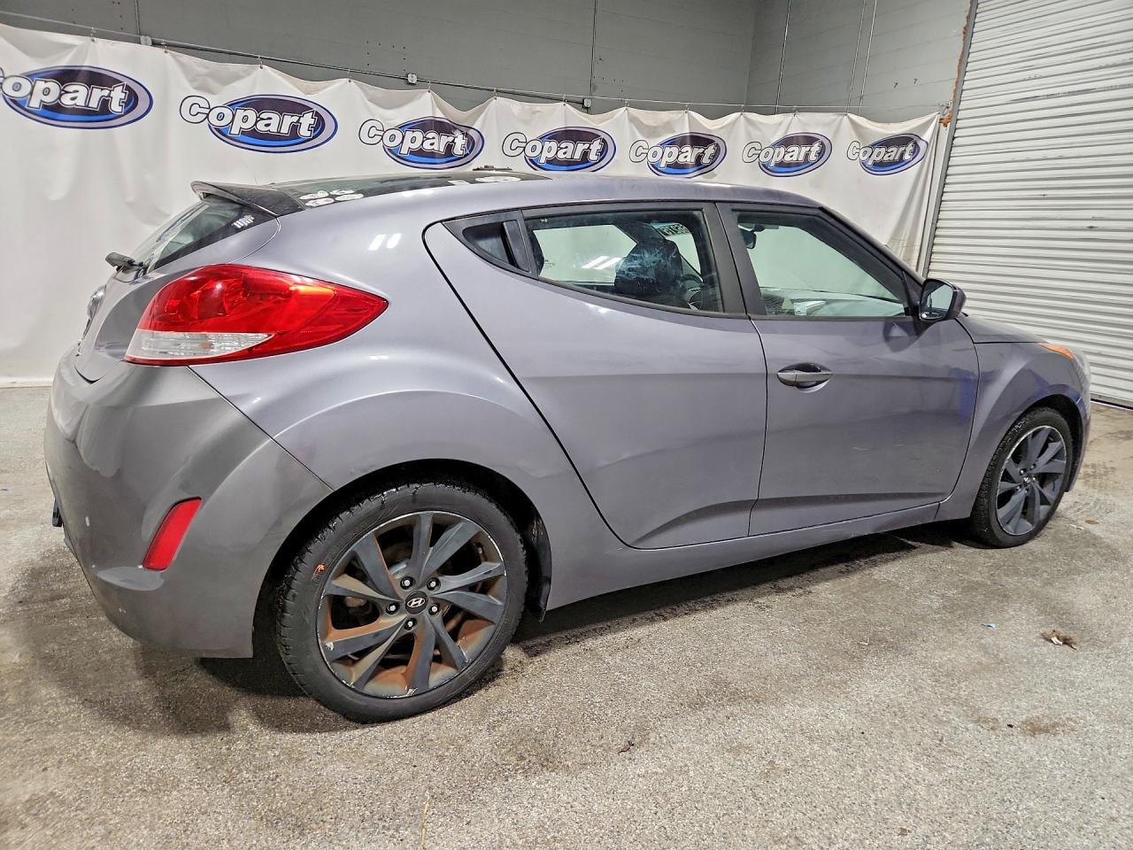 2016 Hyundai Veloster Base - zdjęcie 3