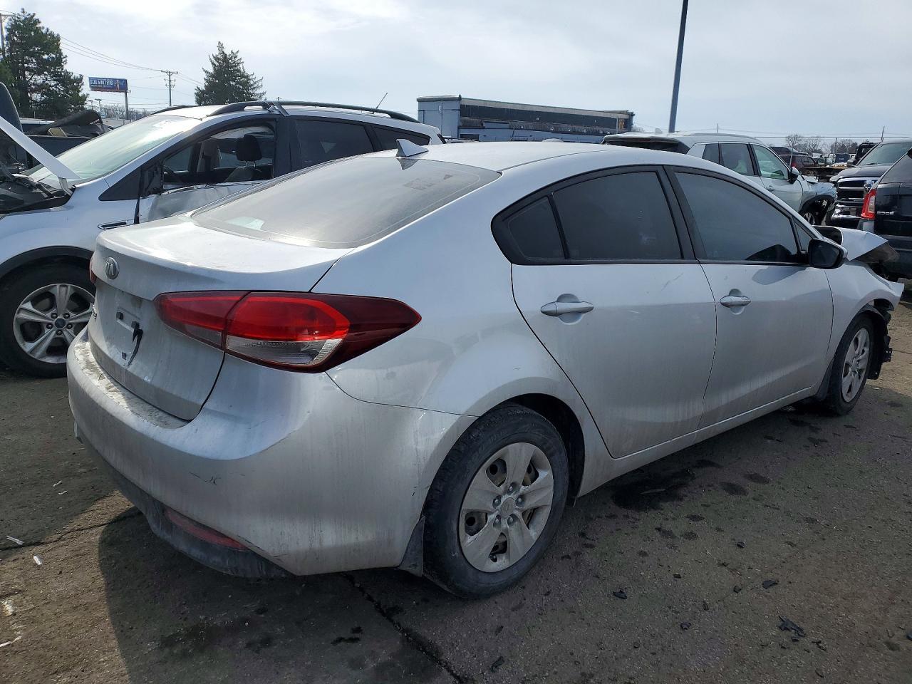 2018 Kia Forte Lx - zdjęcie 3