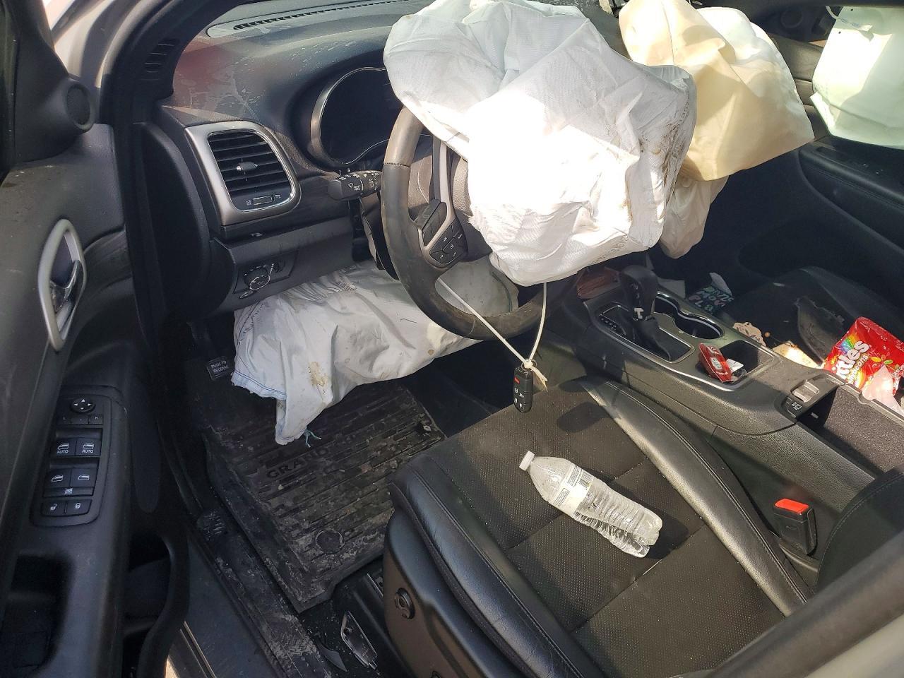 2021 Jeep Grand Cherokee Laredo - zdjęcie 8