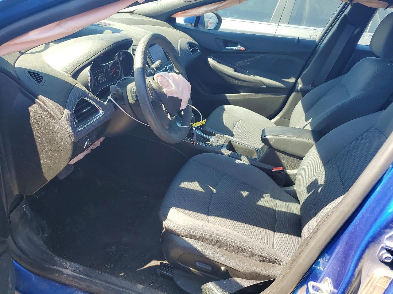 2019 Chevrolet Cruze Lt - zdjęcie 7