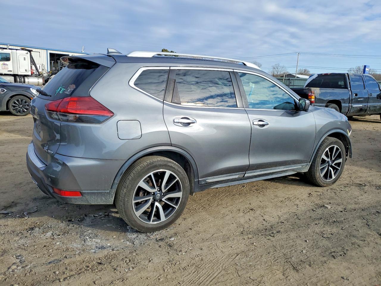 2019 Nissan Rogue S - zdjęcie 3