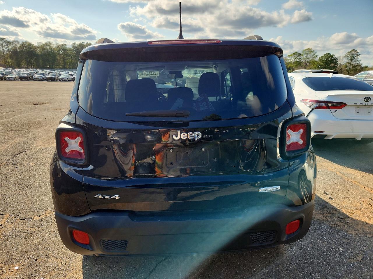 2017 Jeep Renegade Latitude - zdjęcie 6