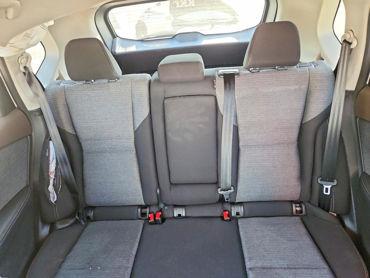 2023 Nissan Rogue Sv - zdjęcie 10