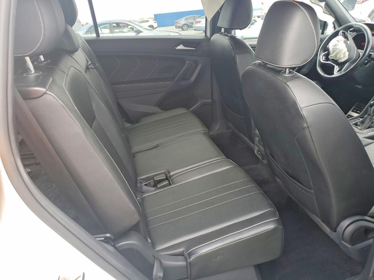 2022 Volkswagen Tiguan Se R-Line Black - zdjęcie 10