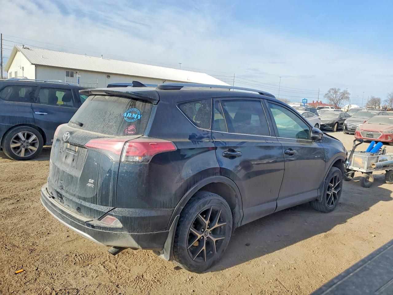 2018 Toyota Rav4 Se - zdjęcie 3