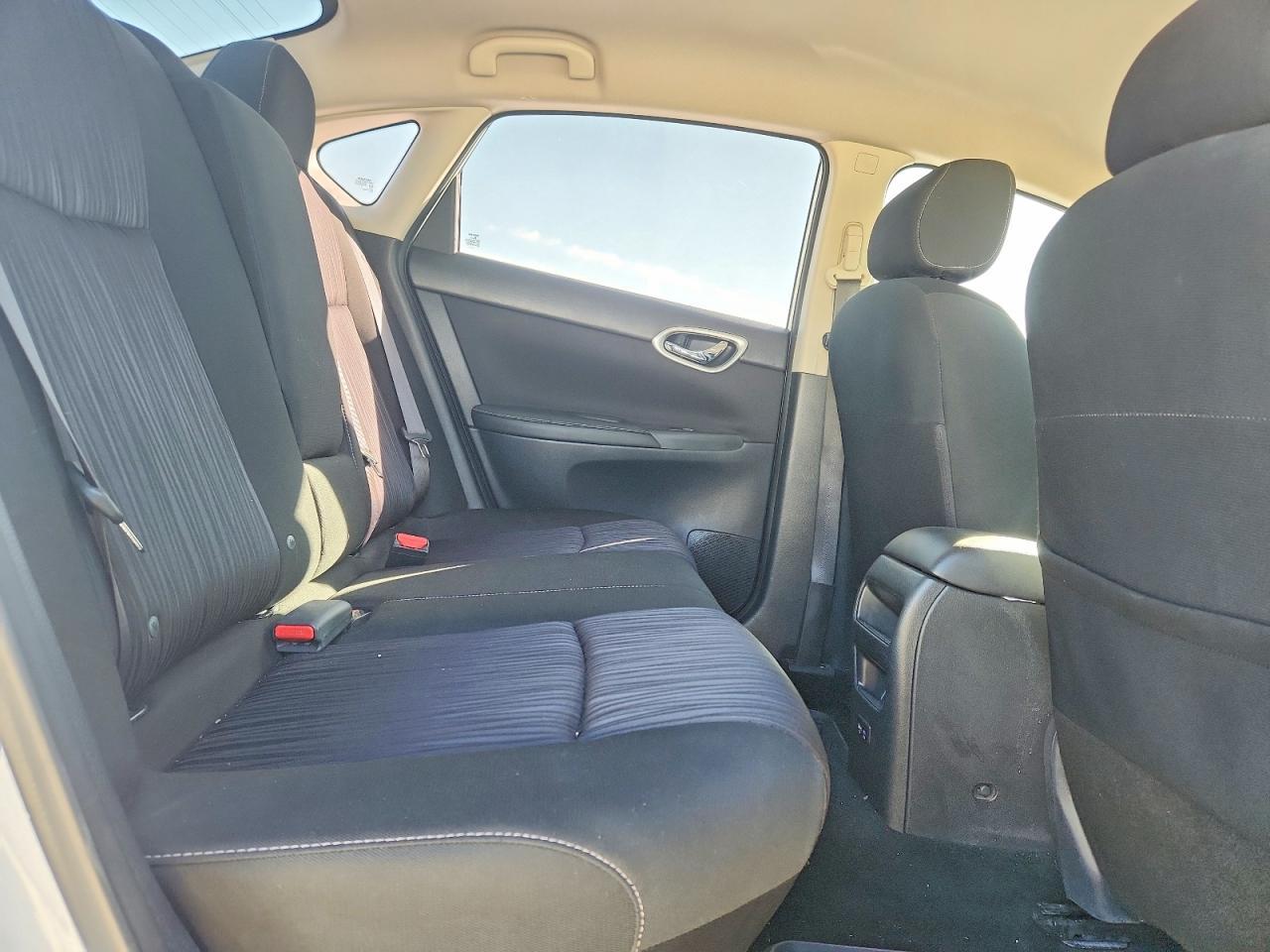 2019 Niss Sentra S - zdjęcie 10