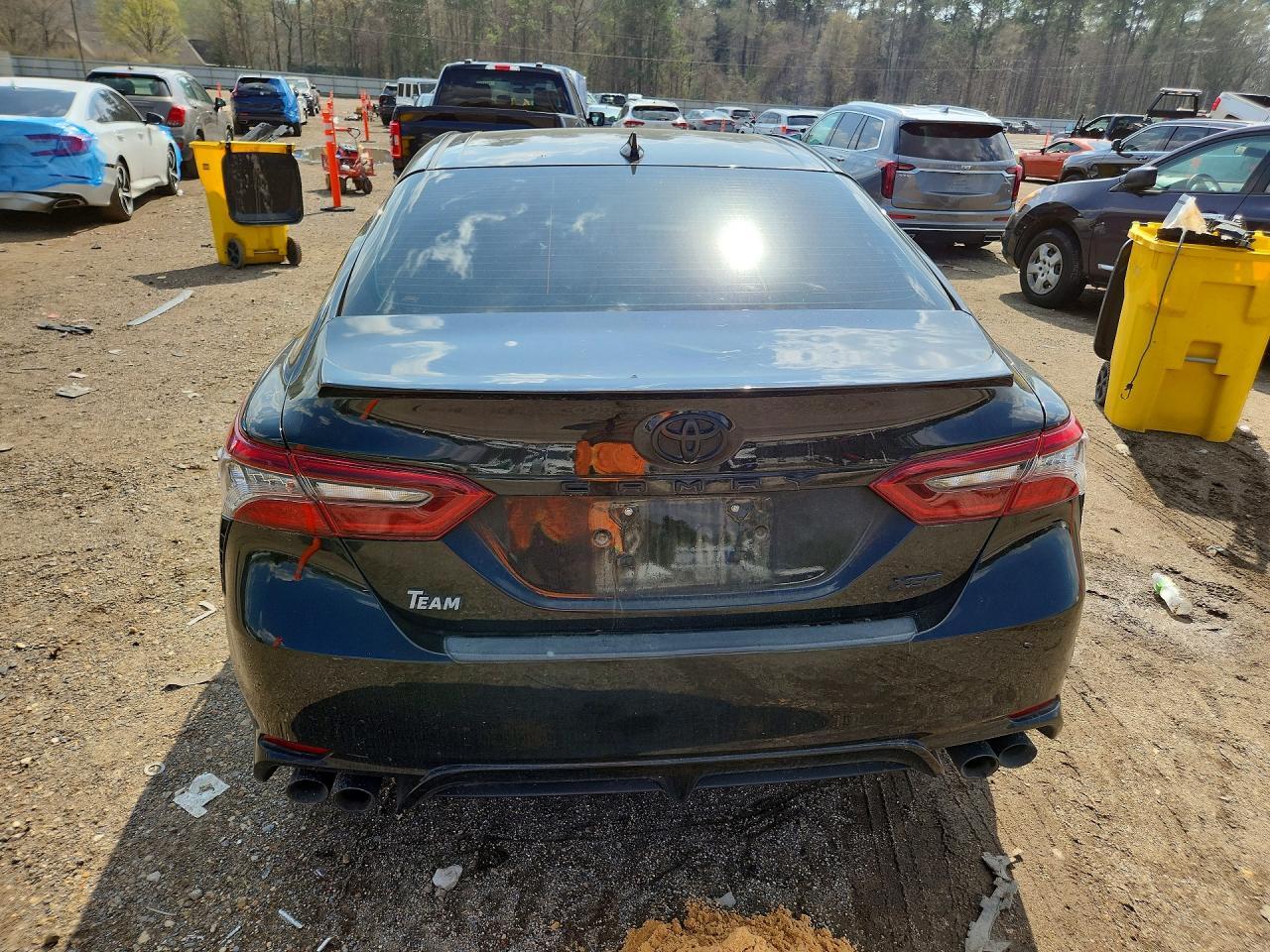 2022 Toyota Camry Xse - zdjęcie 6