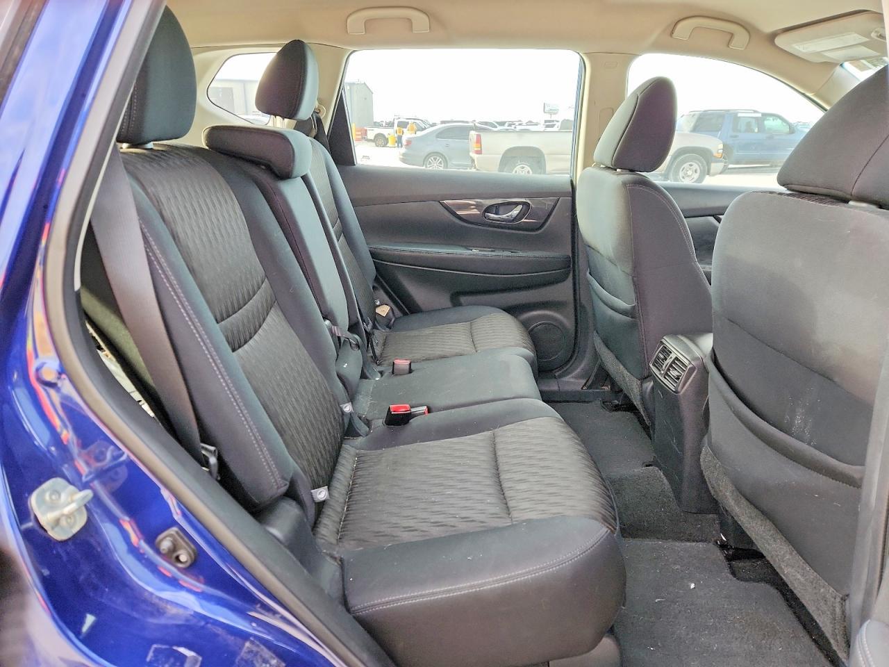 2017 Nissan Rogue S - zdjęcie 11