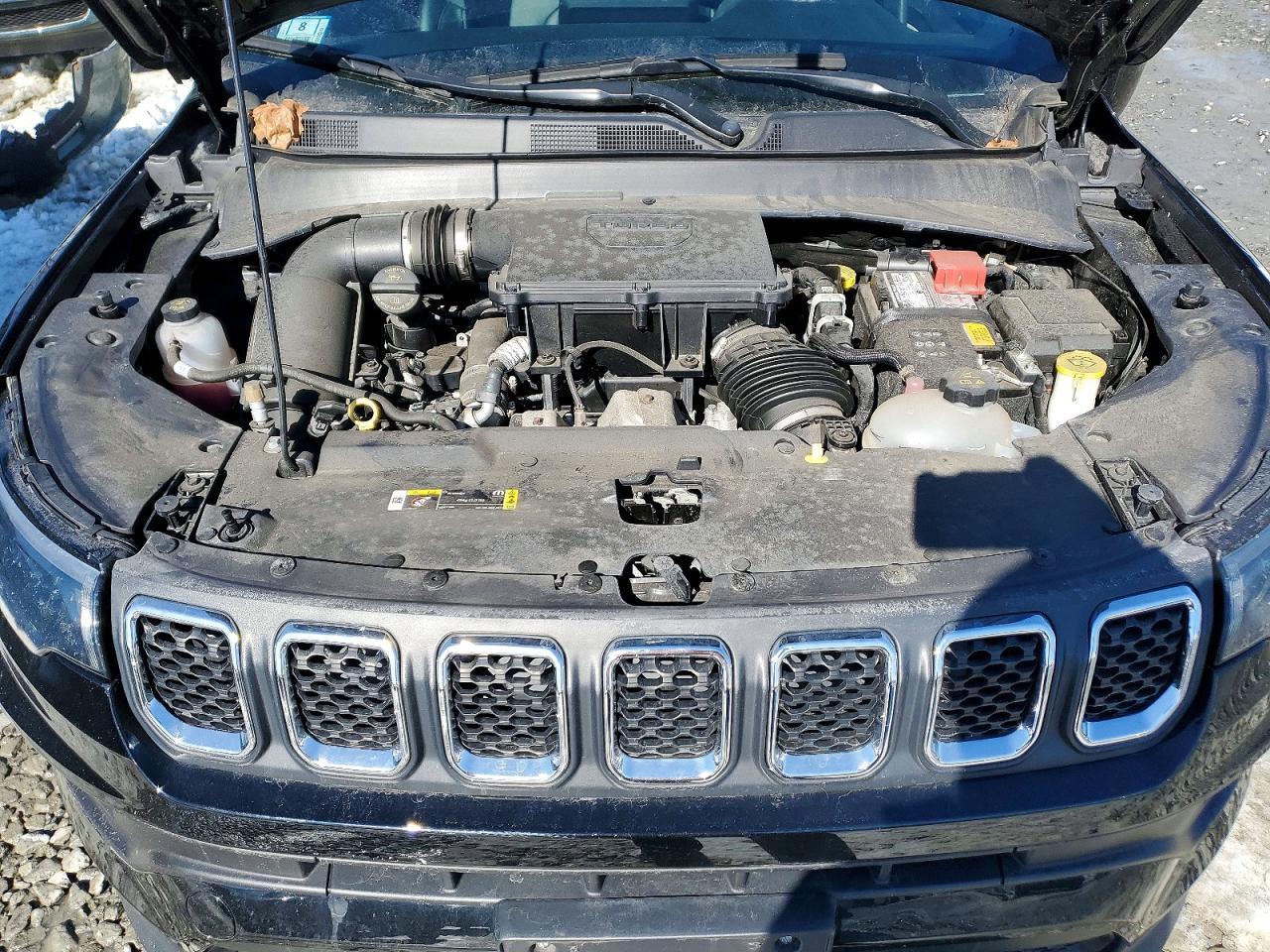 2023 Jeep Compass Latitude Lux - zdjęcie 12