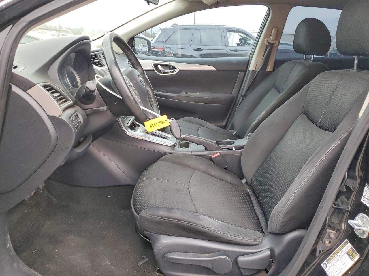 2014 Nissan Sentra S - zdjęcie 7