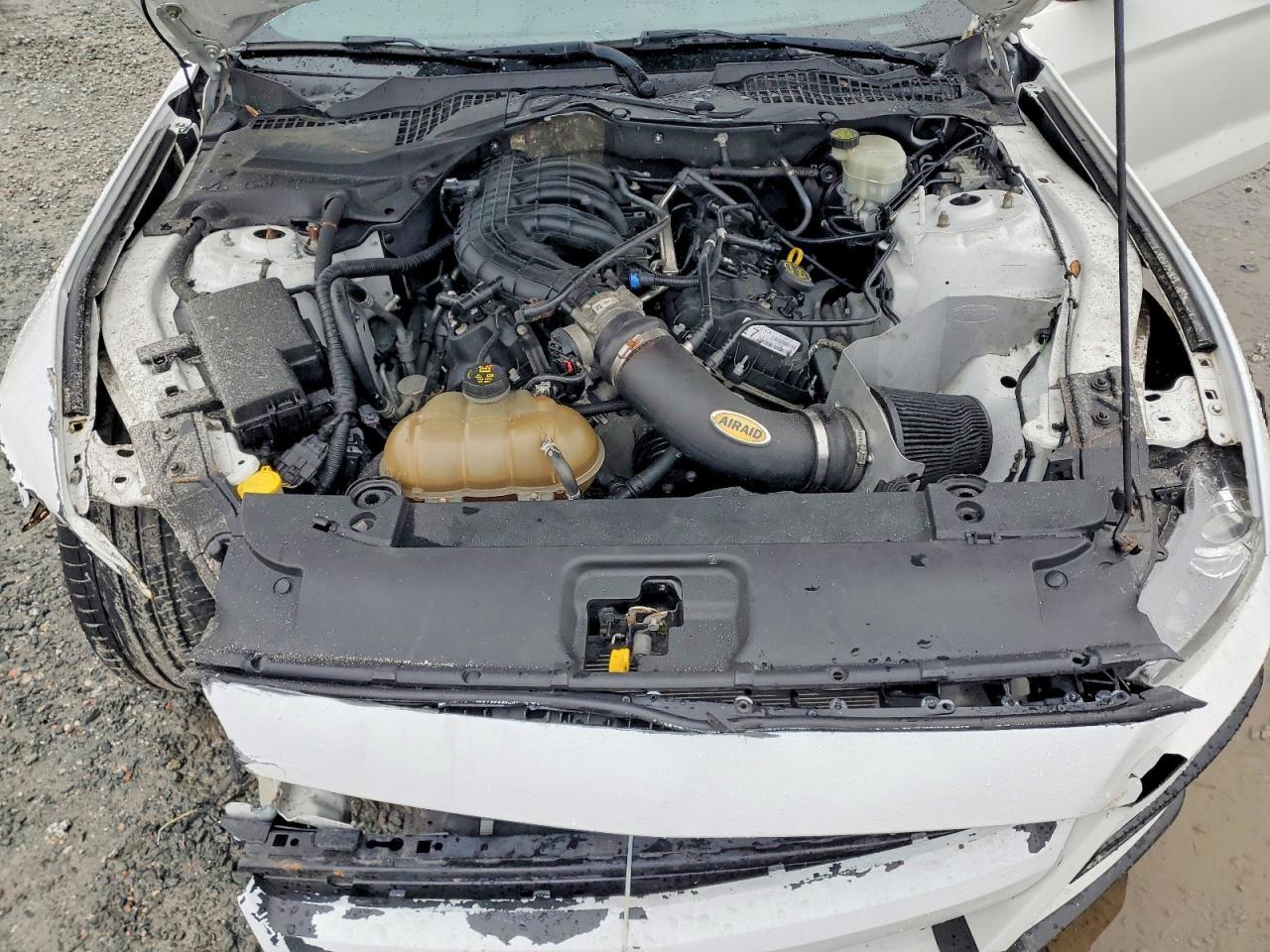 2015 Ford Mustang - zdjęcie 11