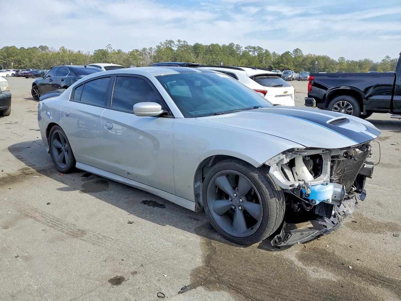 2019 Dodge Charger Scat Pack - zdjęcie 4