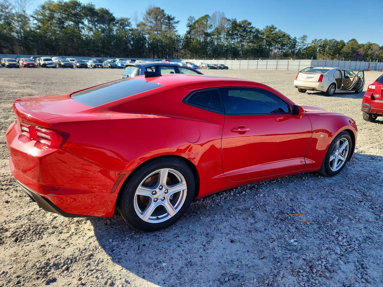 2023 Chevrolet Camaro Ls - zdjęcie 3