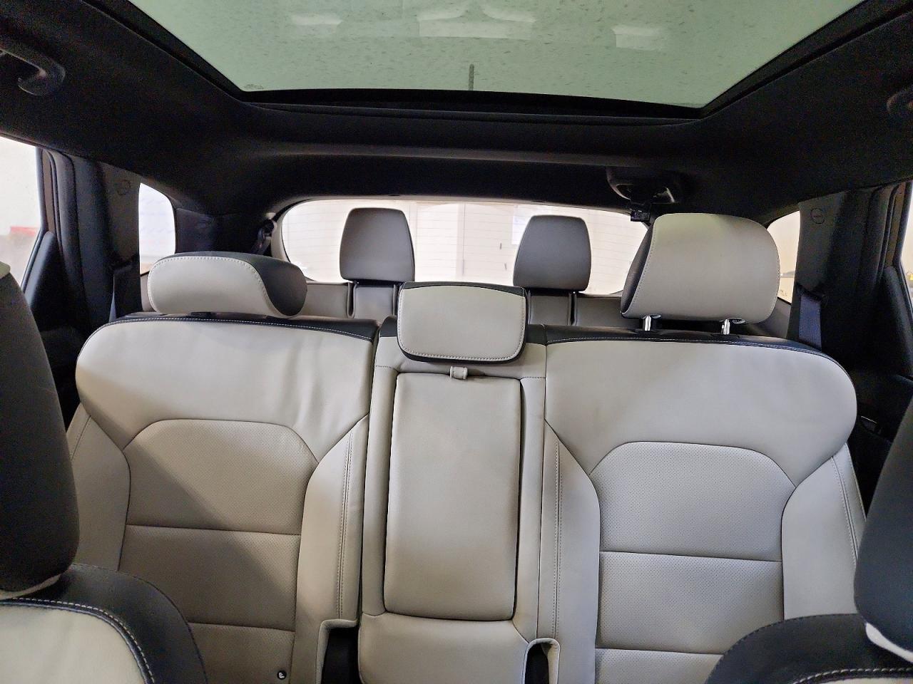 2016 Kia Rondo - zdjęcie 10