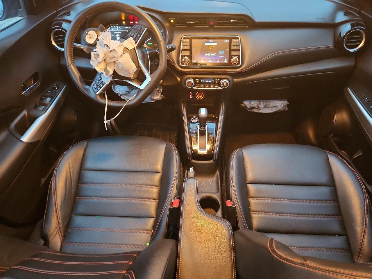 2020 Nissan Kicks Sr - zdjęcie 8