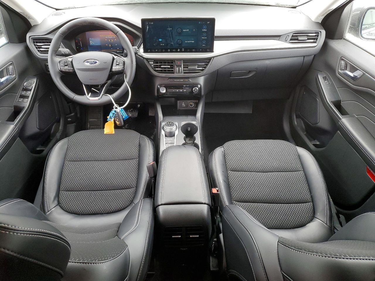 2025 Ford Escape - zdjęcie 8