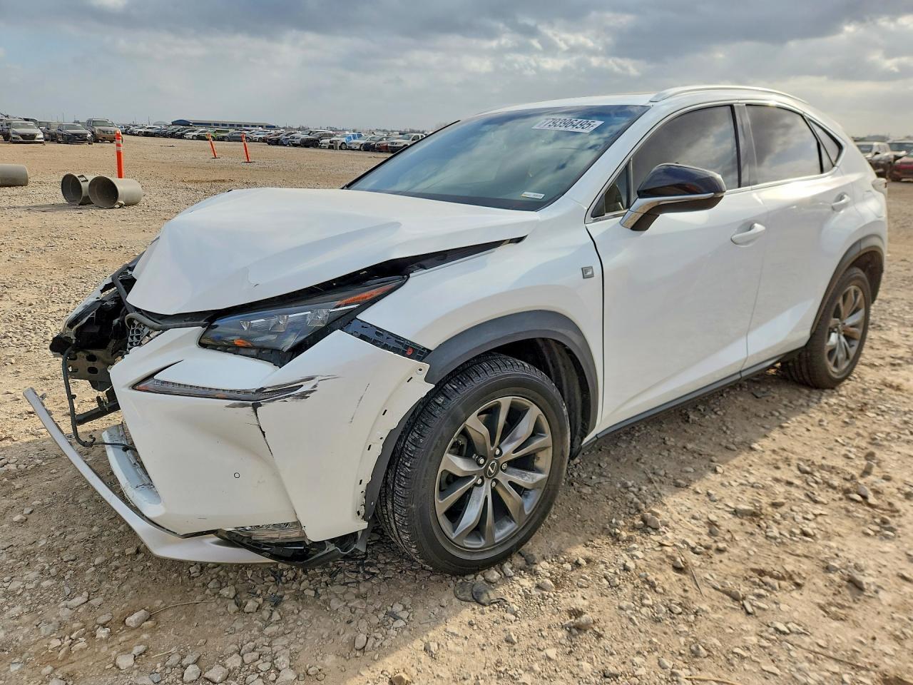 2016 Lexus Nx 200T F Sport - zdjęcie główne