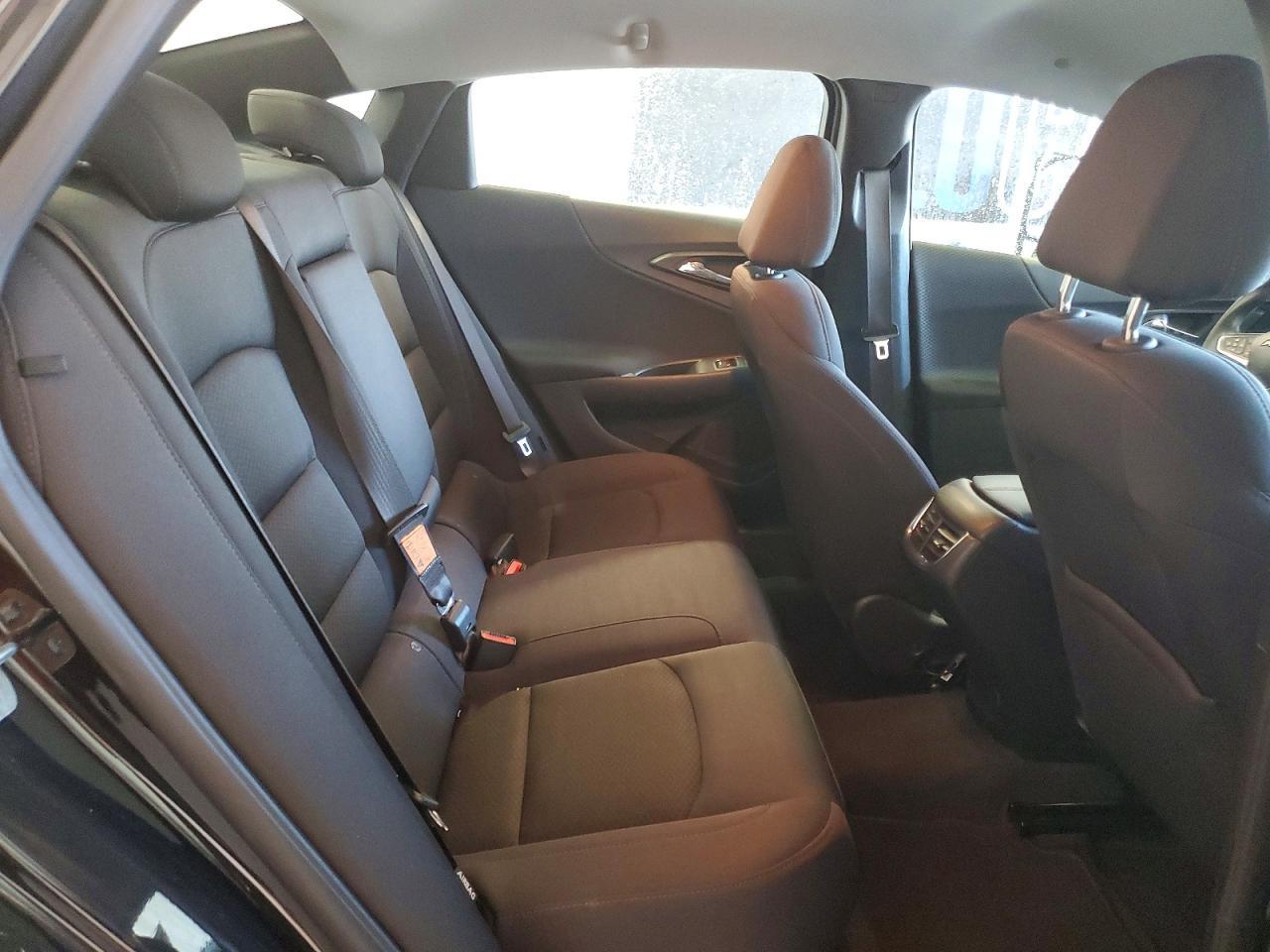 2025 Chevrolet Malibu Lt - zdjęcie 10