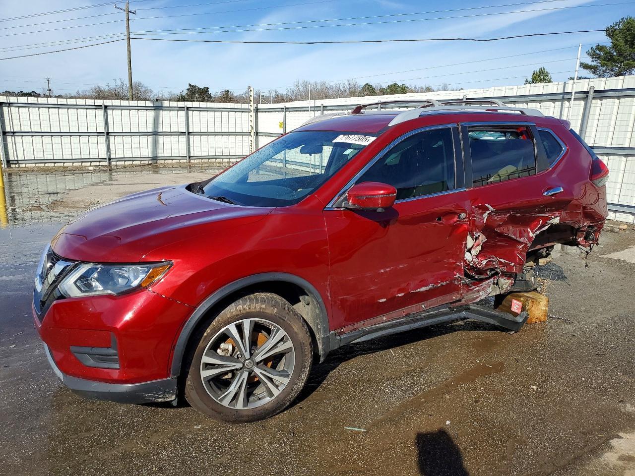 2020 Nissan Rogue Sv - zdjęcie główne