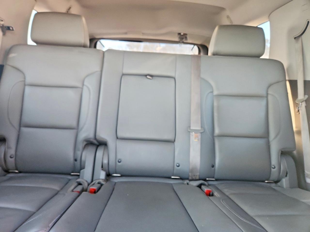 2016 Chevrolet Tahoe K1500 Lt - zdjęcie 10