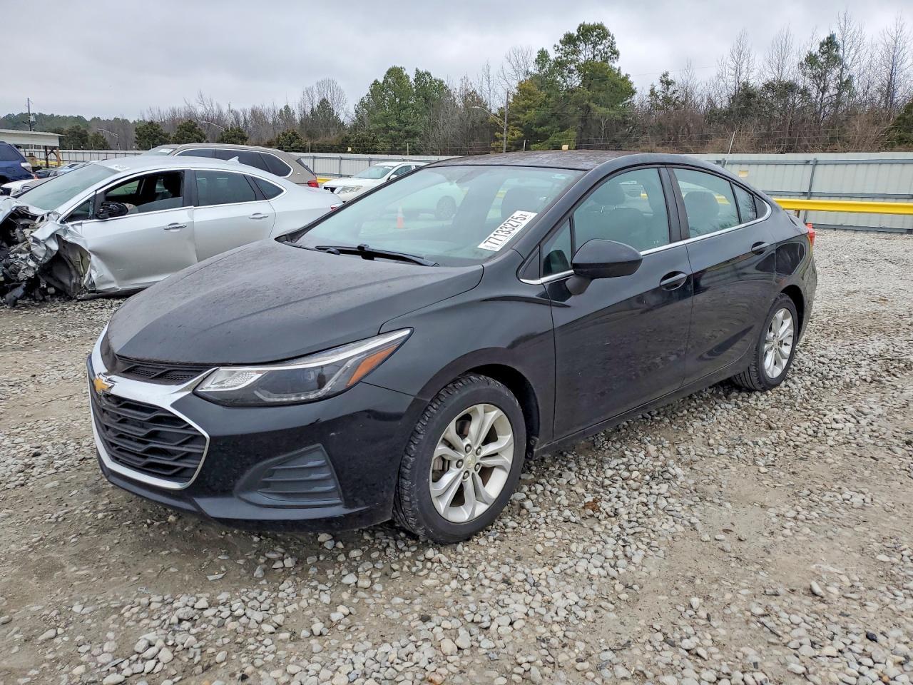2019 Chevrolet Cruze Lt - zdjęcie główne