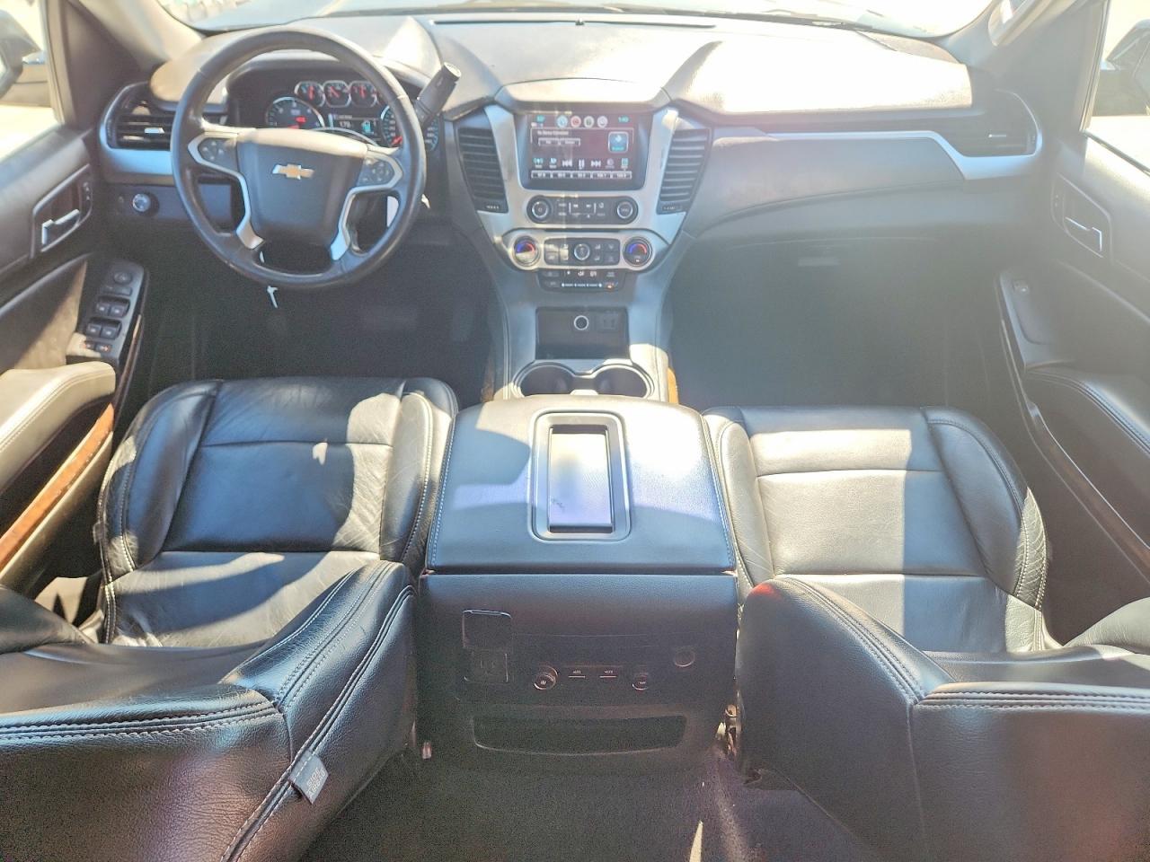 2020 Chevrolet Tahoe C1500 Ls - zdjęcie 8