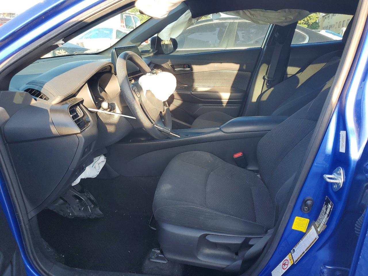 2019 Toyota C-Hr Xle - zdjęcie 7