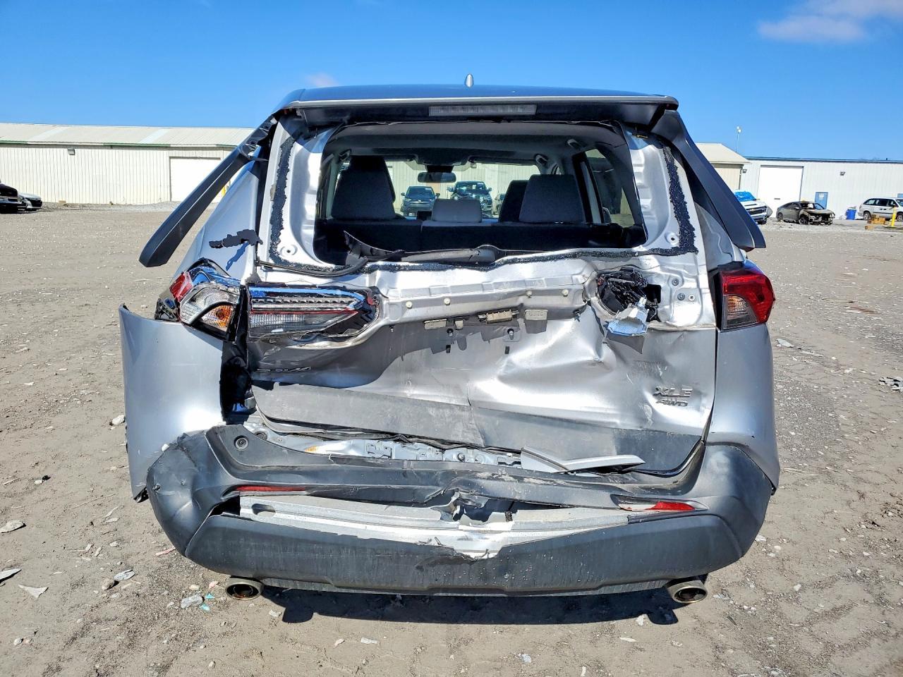 2019 Toyota Rav4 Xle - zdjęcie 6