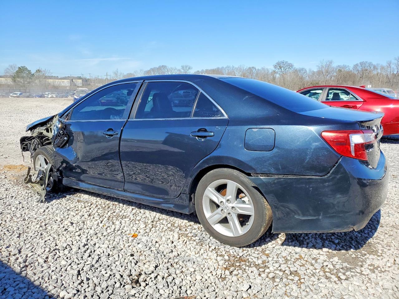 2014 Toyota Camry Se - zdjęcie 2