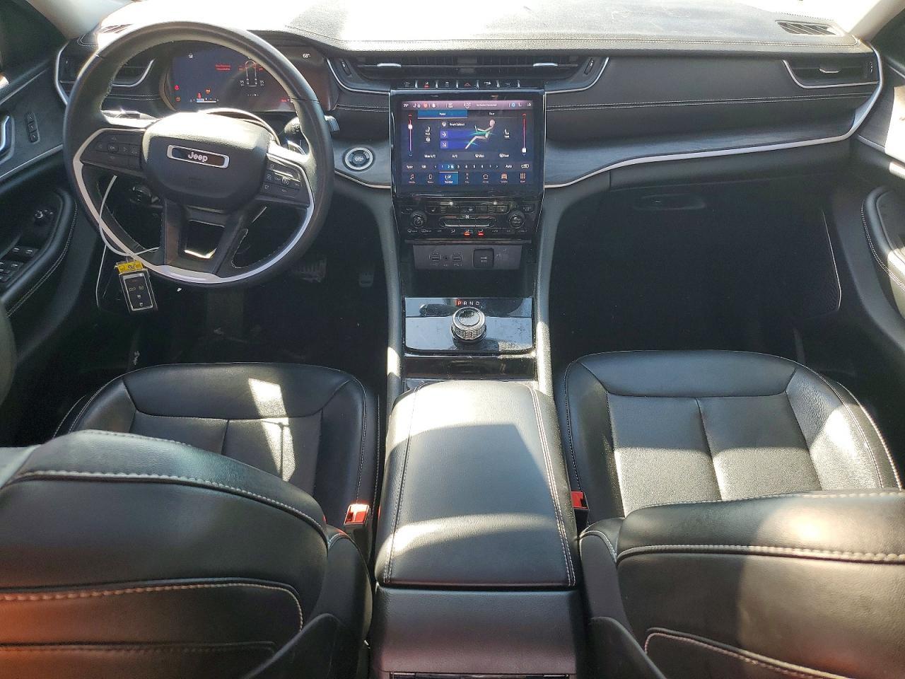 2021 Jeep Grand Cherokee L Limited - zdjęcie 8