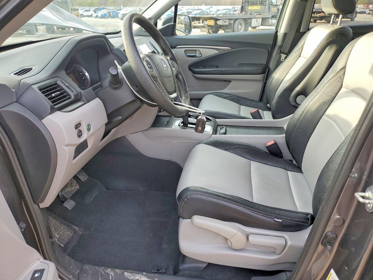 2018 Honda Pilot Lx - zdjęcie 7