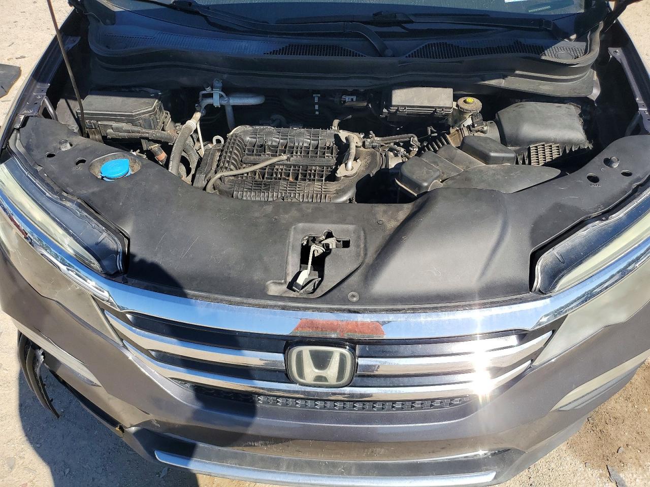 2016 Honda Pilot Elite - zdjęcie 12