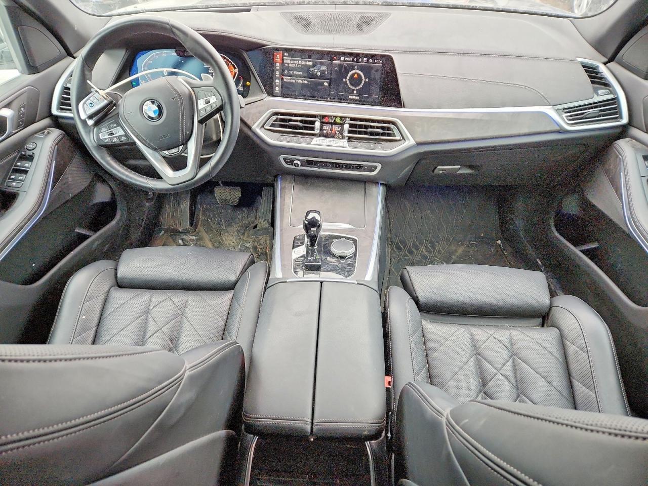 2023 BMW X5 - zdjęcie 8