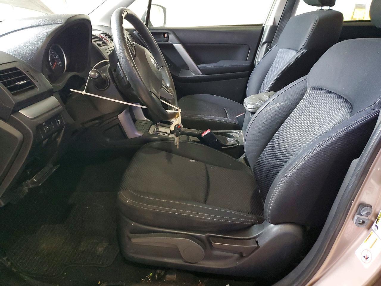 2015 Subaru Forester 2.5I - zdjęcie 7