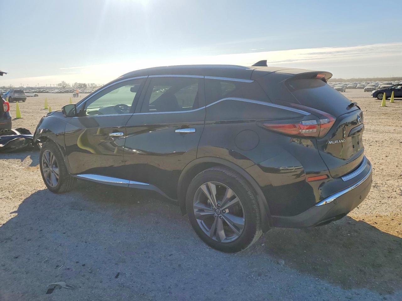 2020 Nissan Murano Platinum - zdjęcie 2