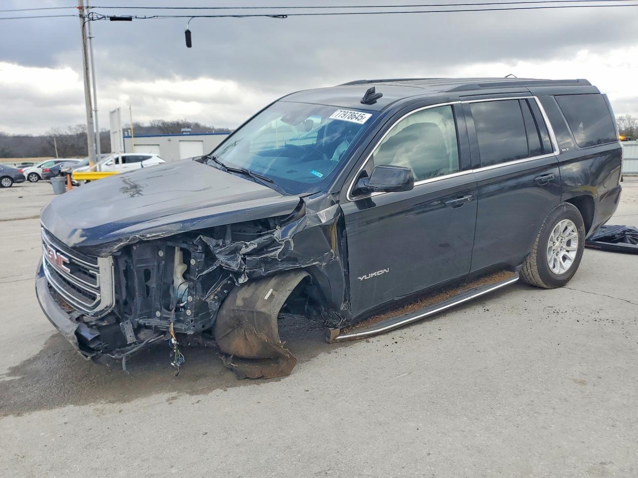 2019 GMC Yukon Slt - zdjęcie główne