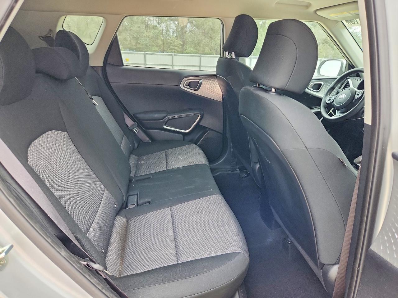 2020 Kia Soul Lx - zdjęcie 10