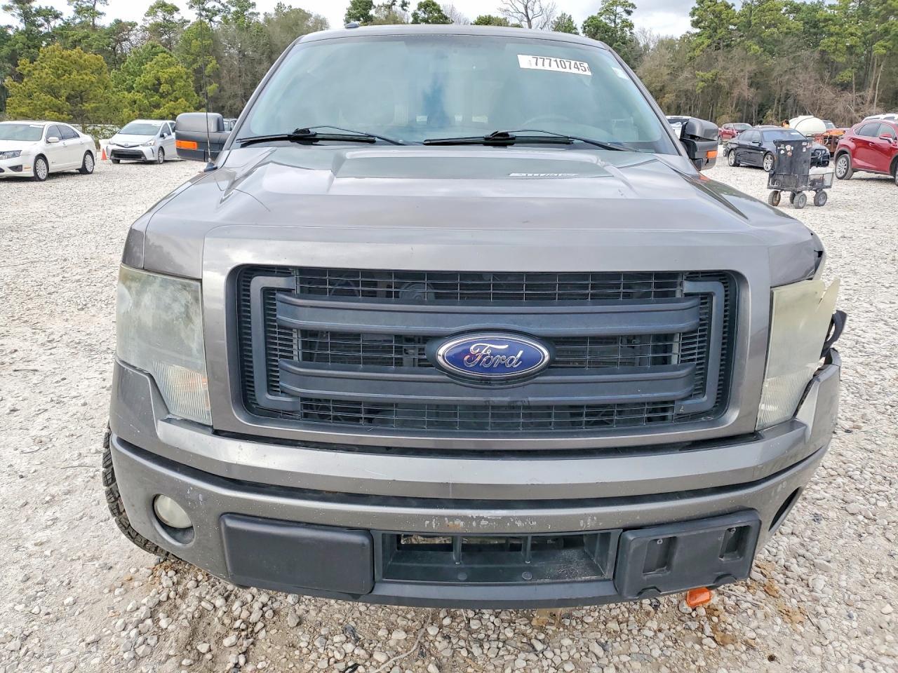 2014 Ford F150 Supercrew - zdjęcie 5