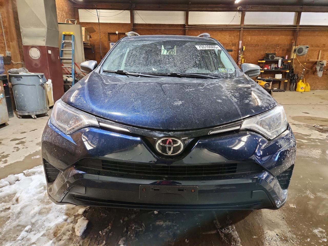 2017 Toyota Rav4 Le - zdjęcie 5