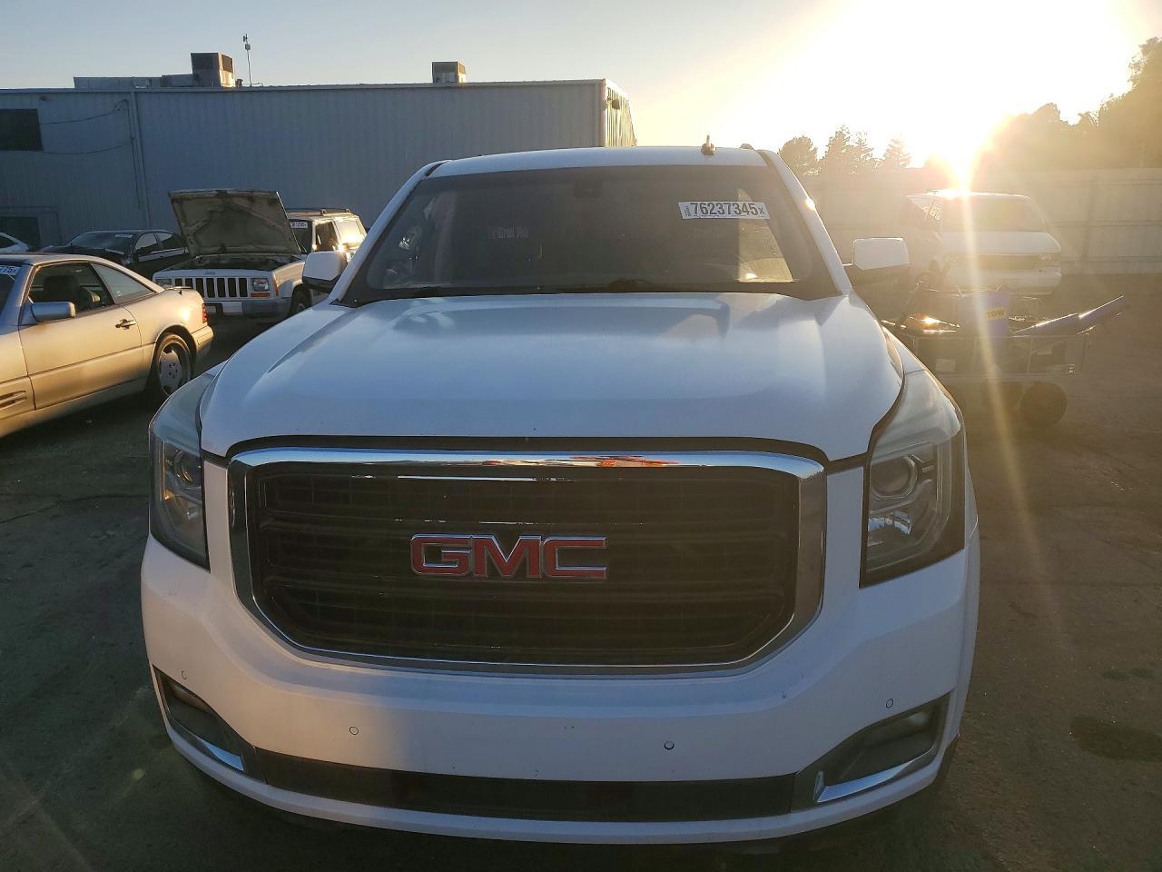 2015 GMC Yukon Sle - zdjęcie 5