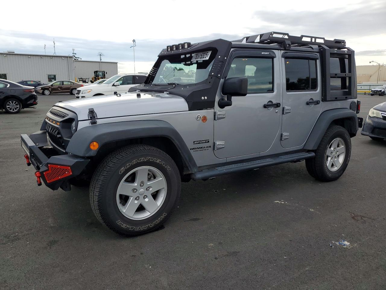 2016 Jeep Wrangler Unlimited Sport - zdjęcie główne
