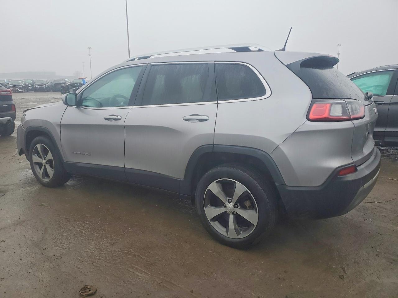 2019 Jeep Cherokee Limited - zdjęcie 2